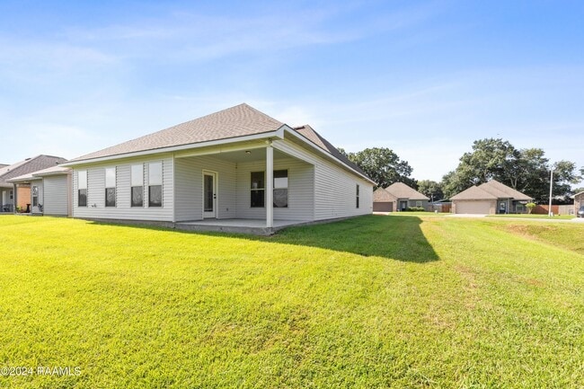 Building Photo - 109 Springsteen Ln