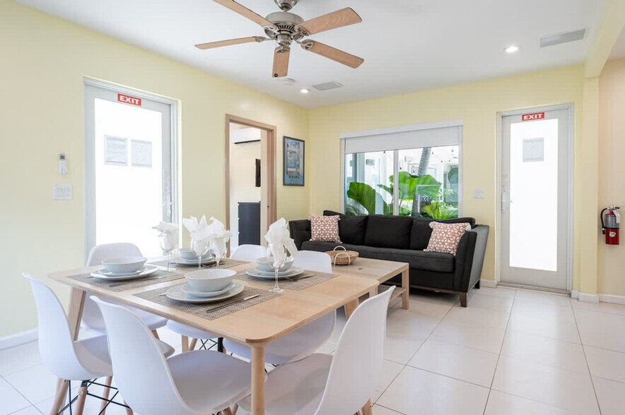 Building Photo - 316 Oregon St