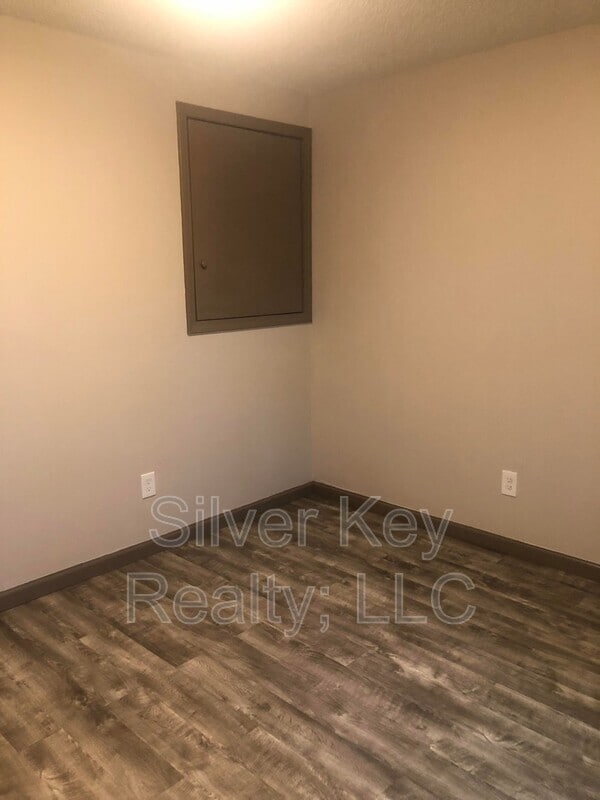 Building Photo - 1426 Niles Ferry Rd