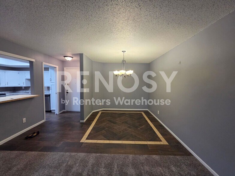 Building Photo - 4710 58th Ave N