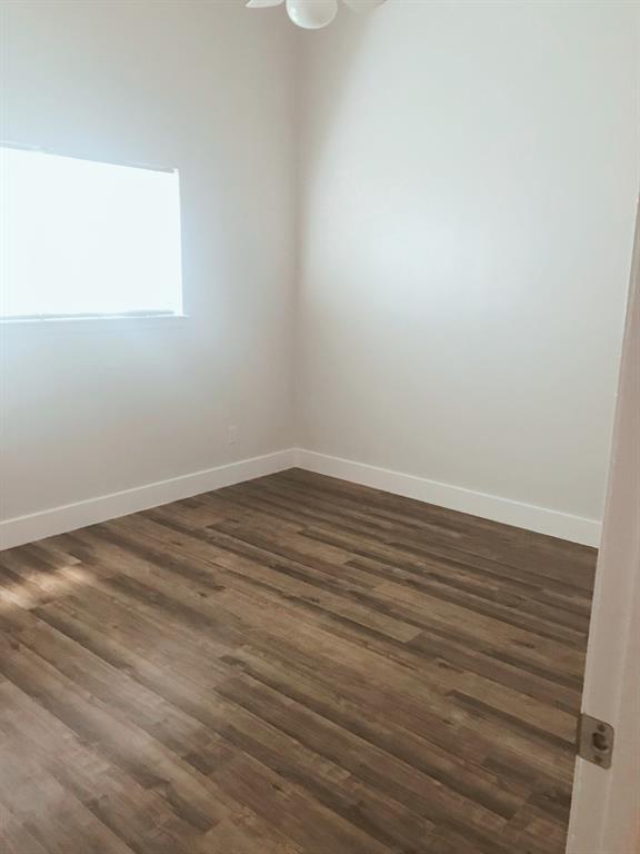 Building Photo - 1415 Valleyridge Dr