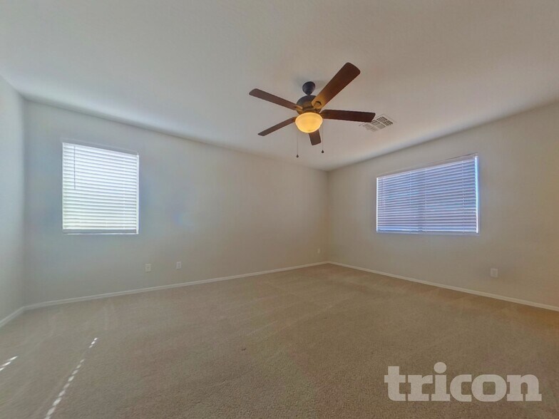 Building Photo - 7448 S Horizon Ct