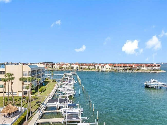 Building Photo - 363 Pinellas Bayway S