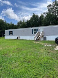 Building Photo - 124 Shamrock Park Dr