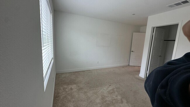 Building Photo - 24814 Woodley Cir