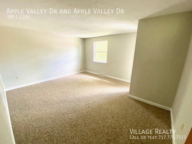 Building Photo - 818 Apple Valley Dr