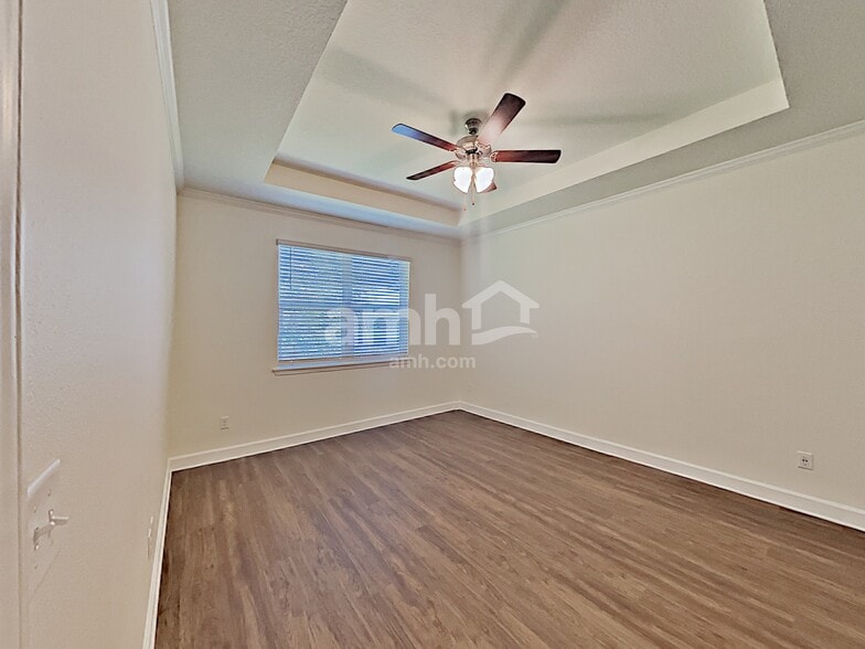 Building Photo - 3007 Creek Village Ln