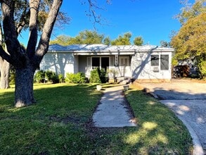 Building Photo - 1406 N 2nd St