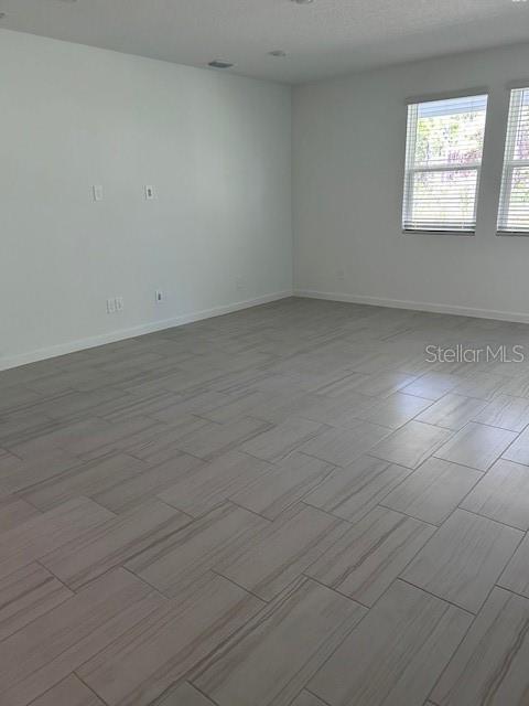 Building Photo - 6 Ararat Dr