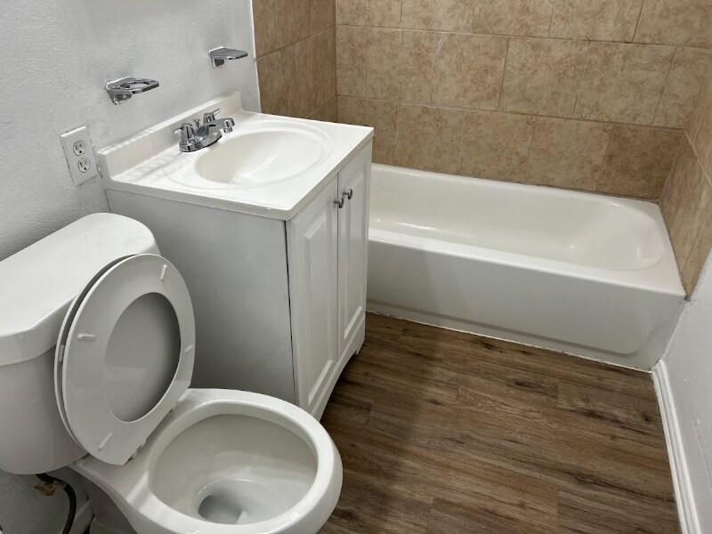 Building Photo - 1301 Ric Williamson Memorial Hwy