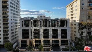 Building Photo - 10777 Wilshire Blvd