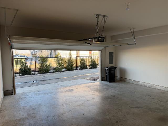 Building Photo - 1924 Buffalo Hill Dr