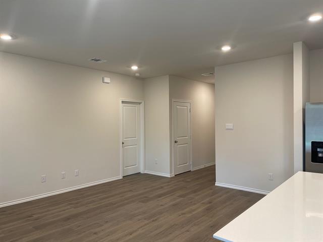Building Photo - 409 Regiment Rd