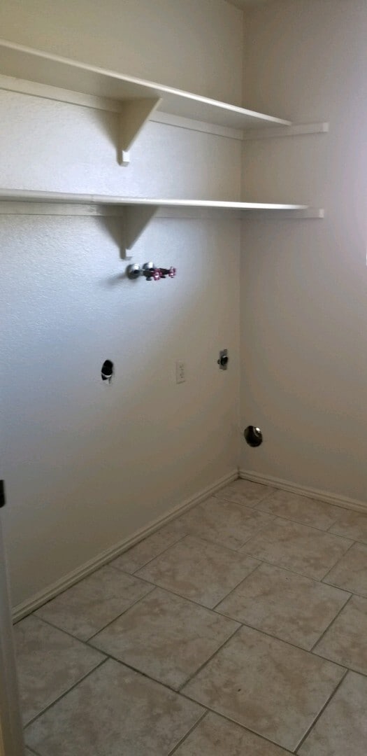 Building Photo - Downtown Town Home