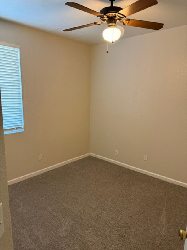 Building Photo - Spacious Single Story House in Natomas