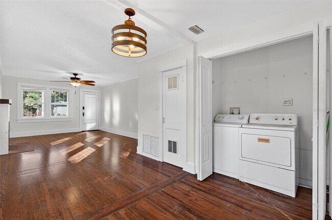 Building Photo - 2905 14th St N