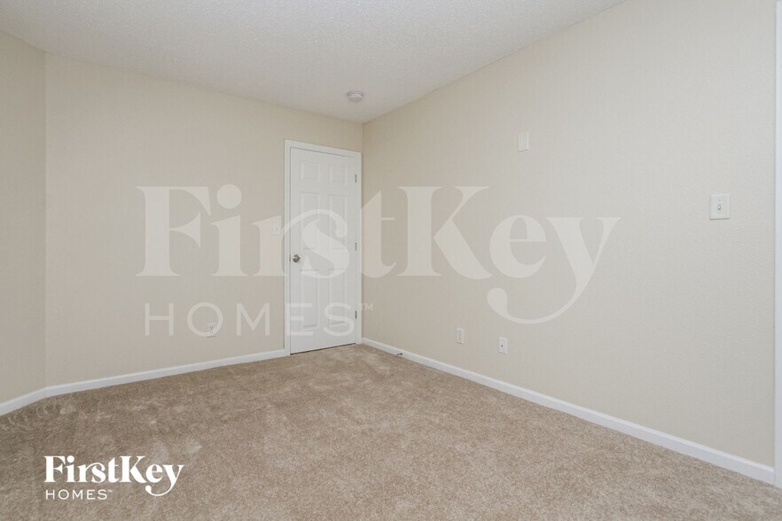 Building Photo - 5805 Dollar Forge Dr