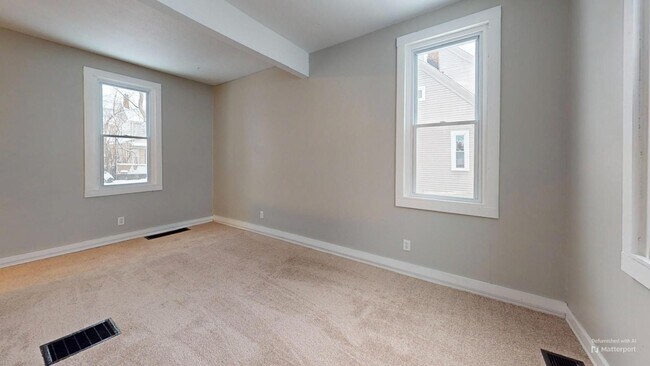Building Photo - 3332 Walton Ave