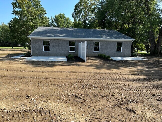 Building Photo - 5824 Norcroft Dr