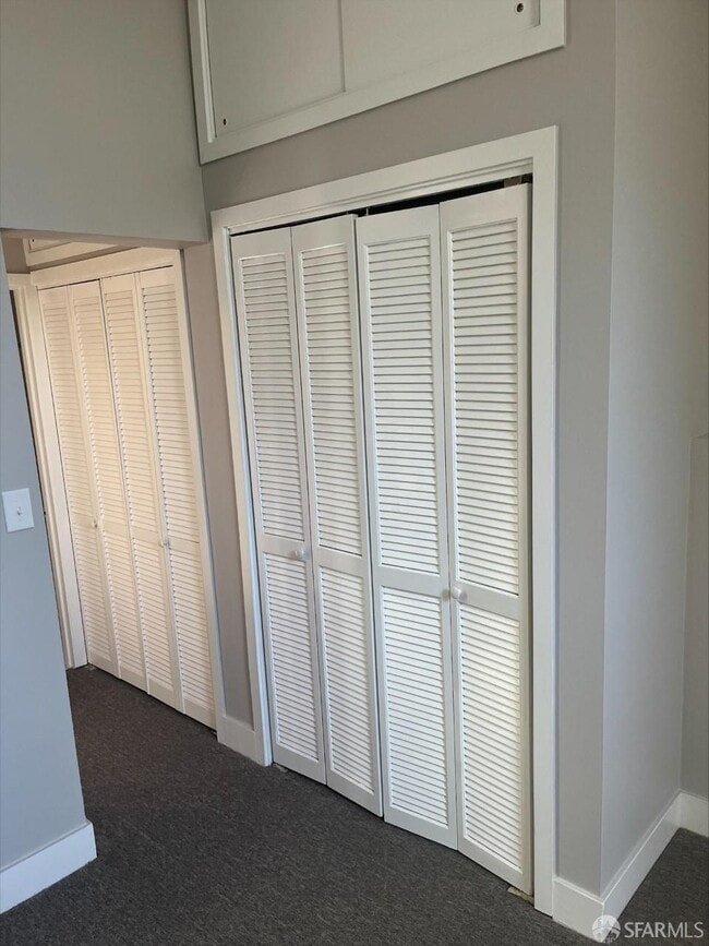 Building Photo - 236 Clinton Park