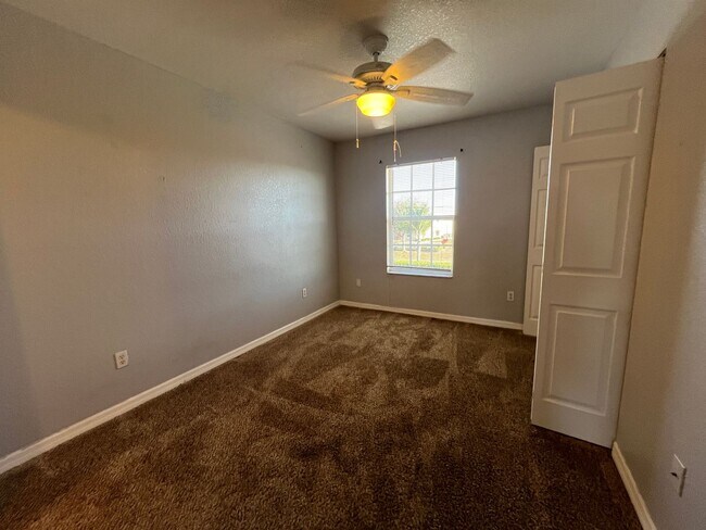 Building Photo - 26366 Nadir Rd