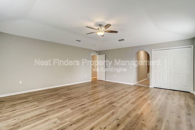 Building Photo - 172 King Arthur Ct