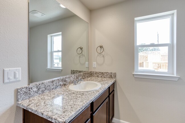 Building Photo - 828 Mission De Oro Dr