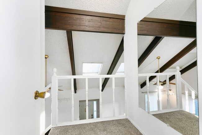 Building Photo - Spacious Tacoma Home for Rent – Available Now!