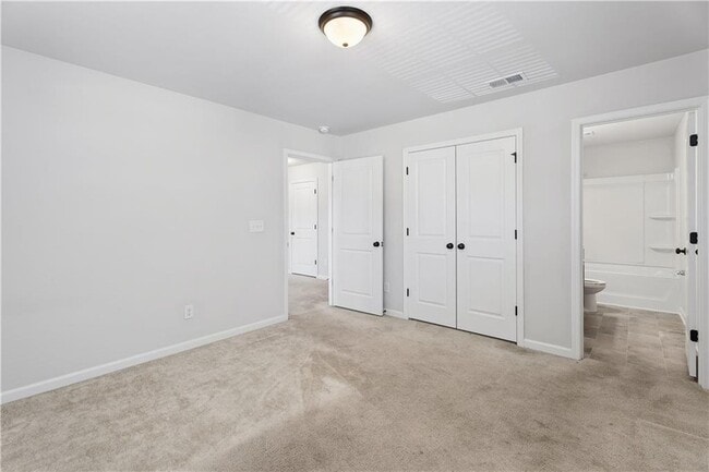 Building Photo - 5740 Wheeler Ridge Rd