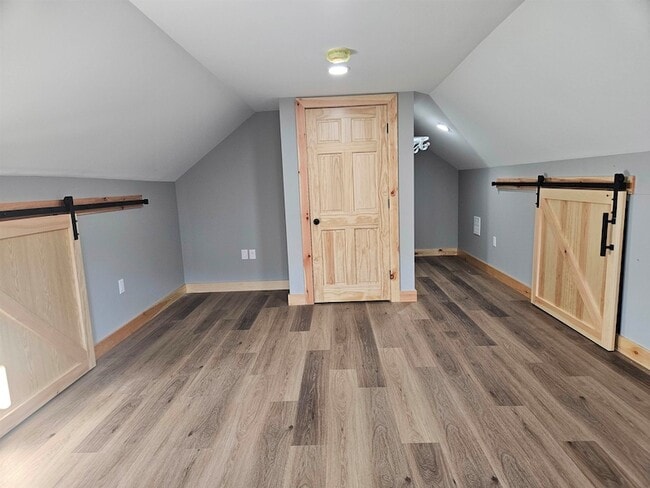 Building Photo - 22 Steele Dr