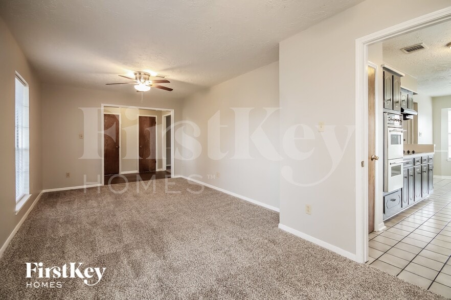 Building Photo - 4515 Tuscarora St