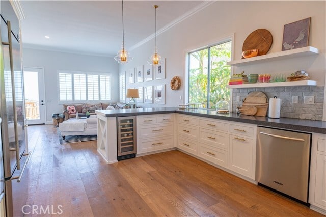 Building Photo - 6206 E Cliffway Dr