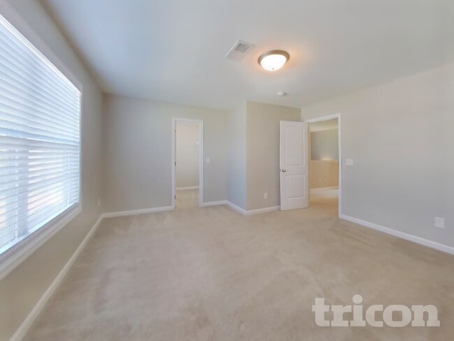 Building Photo - 938 Beverly Ct