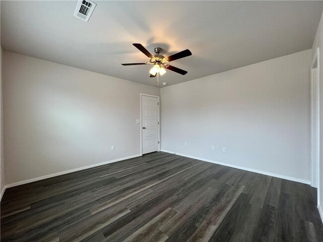 Building Photo - 3250 Gulley Ln