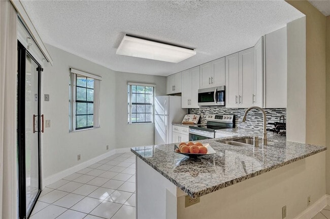 Building Photo - 6698 Montego Bay Blvd