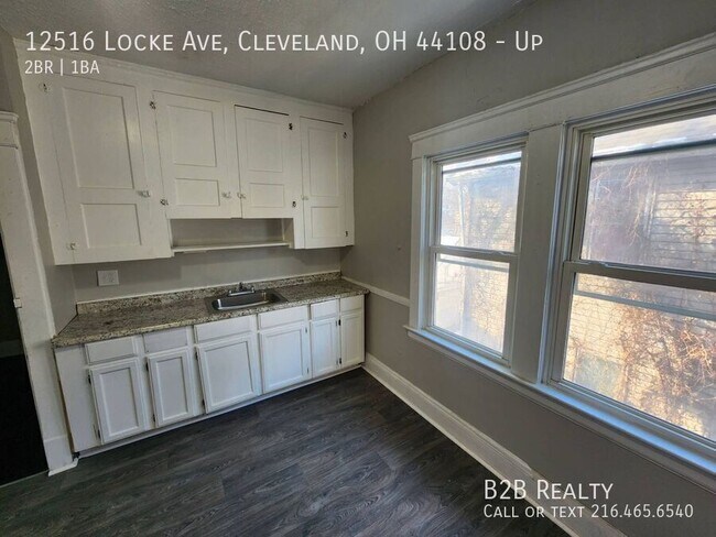 Building Photo - 12516 Locke Ave