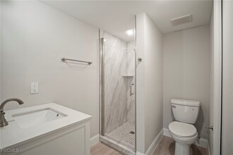 Building Photo - 16380 Dublin Cir