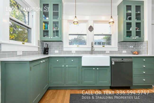 Building Photo - 1007 Hampton St