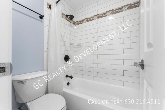 Building Photo - 1227 Ranchview Ct