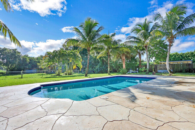 Primary Photo - 11074 Monet Woods Rd