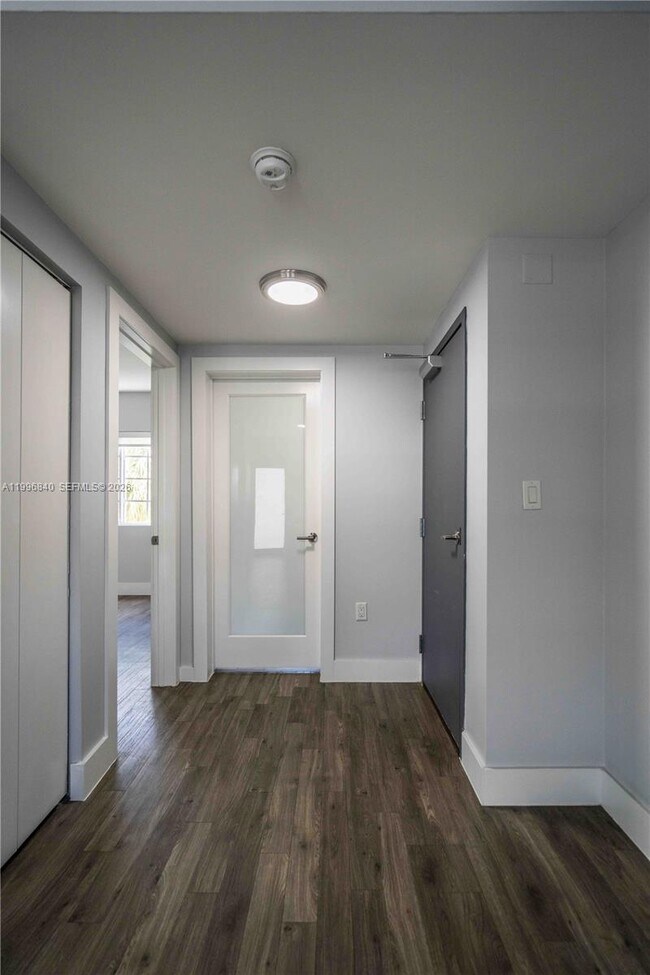 Building Photo - 331 85th St