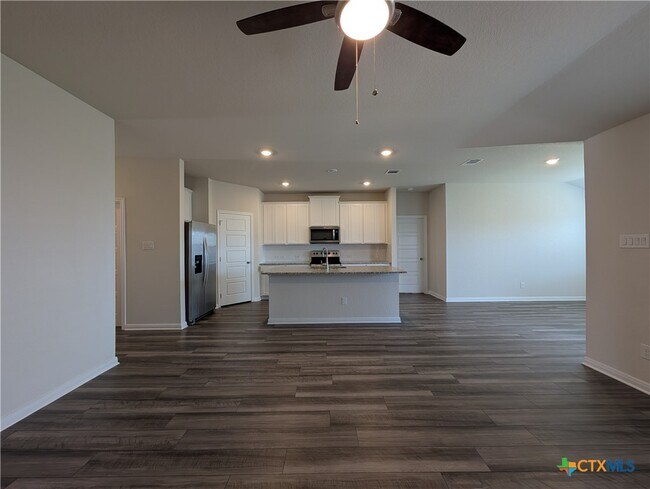 Building Photo - 3069 Charyn Wy