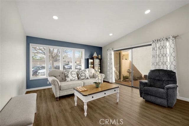 Building Photo - 15919 Alta Vista Dr
