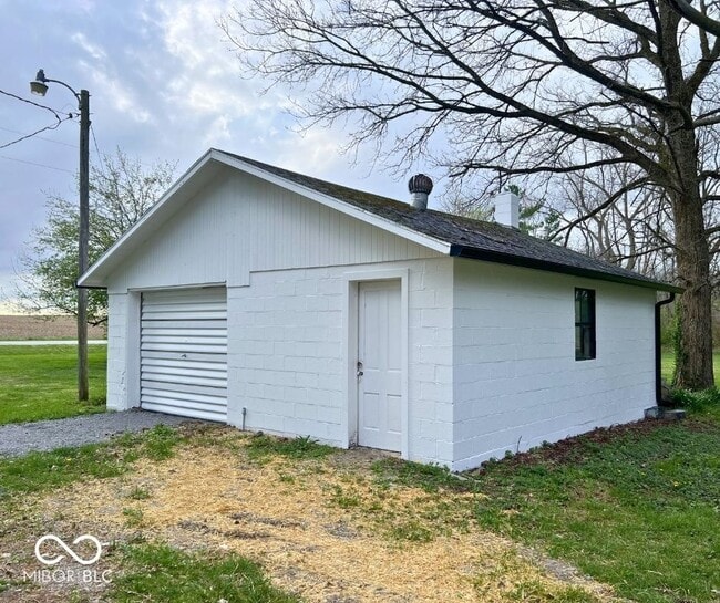 Building Photo - 6640 N 225 W