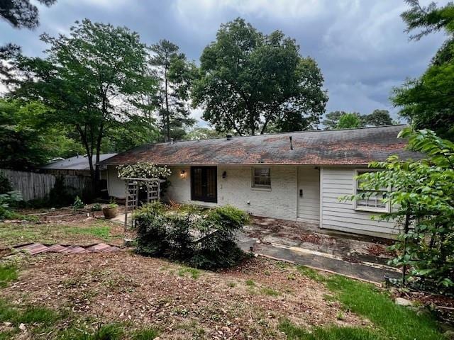 Building Photo - 2672 Warwick Cir NE
