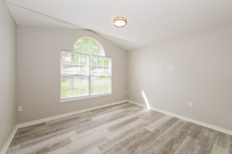 Building Photo - 4139 Woodley Creek Rd