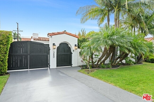 Building Photo - 260 S La Peer Dr