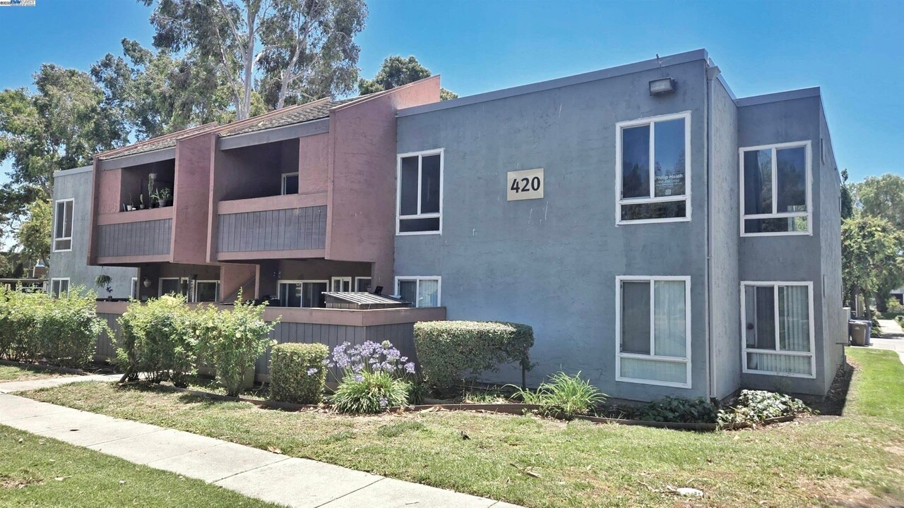 Building Photo - 420 Dempsey Rd