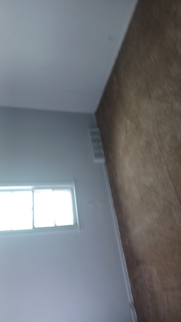 Building Photo - 1106 Barrie Ave