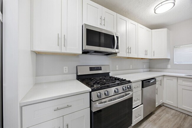 Building Photo - Three-Bedroom Home for Rent in Duquesne